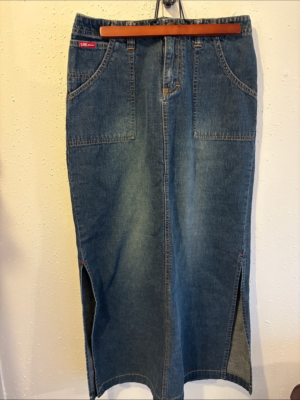 Lee Women’s Indigo Denim Straight Skirt-Style Jeans